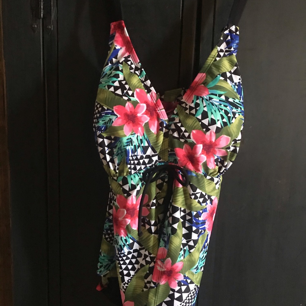 Swim suit top
